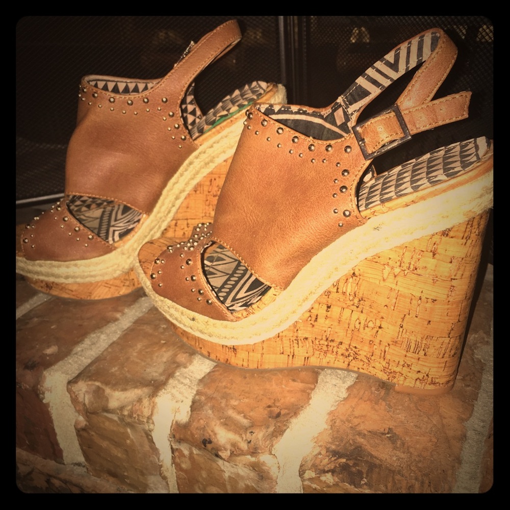 Jessica Simpson studded wedges